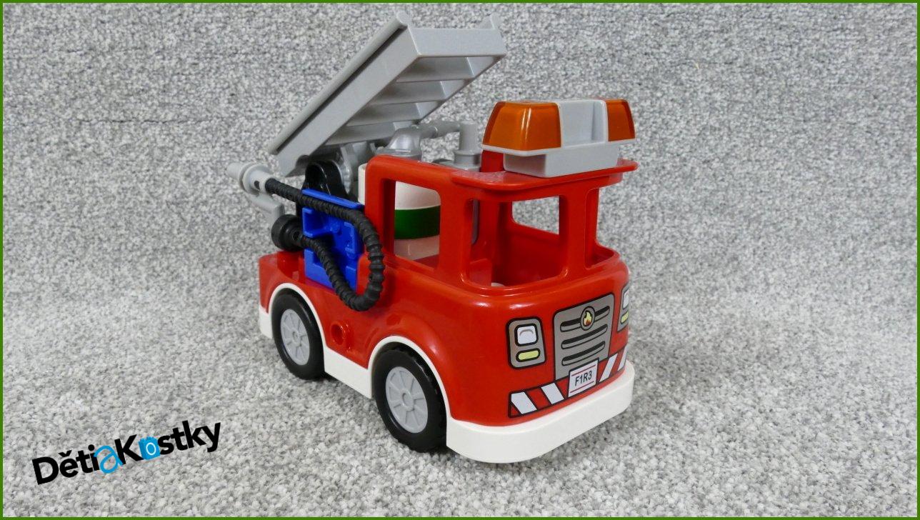 Lego® Duplo® Hasičské Auto se Žebříkem a Příslušenstvím (Setrvačníkový Podvozek)