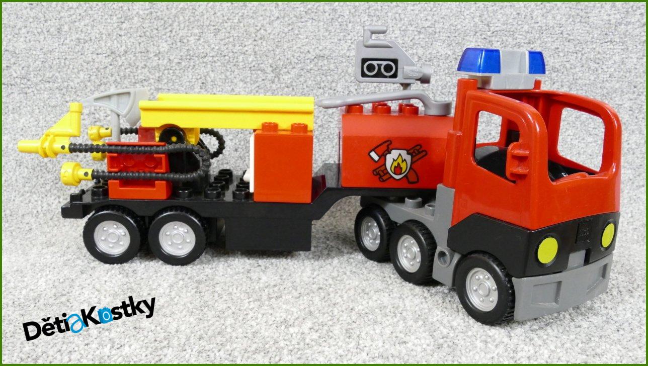 Lego® Duplo® Hasičské Auto s Návěsem a Příšlušenstvím