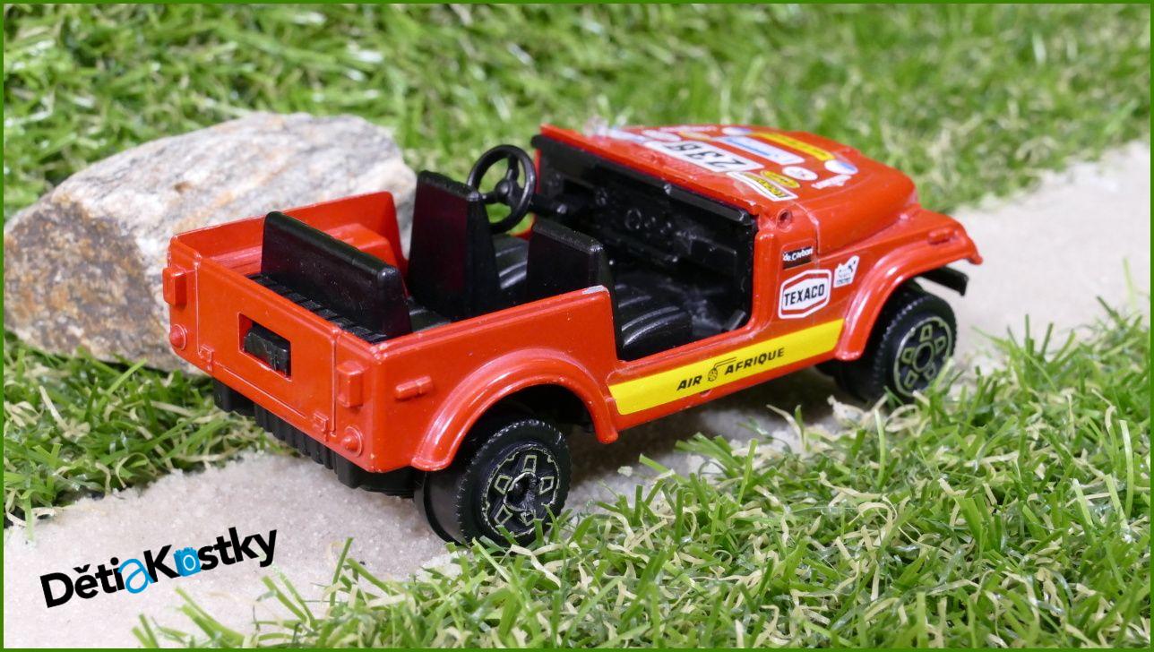 Angličák Bburago 1:43 - Jeep CJ7 - bez předního skla