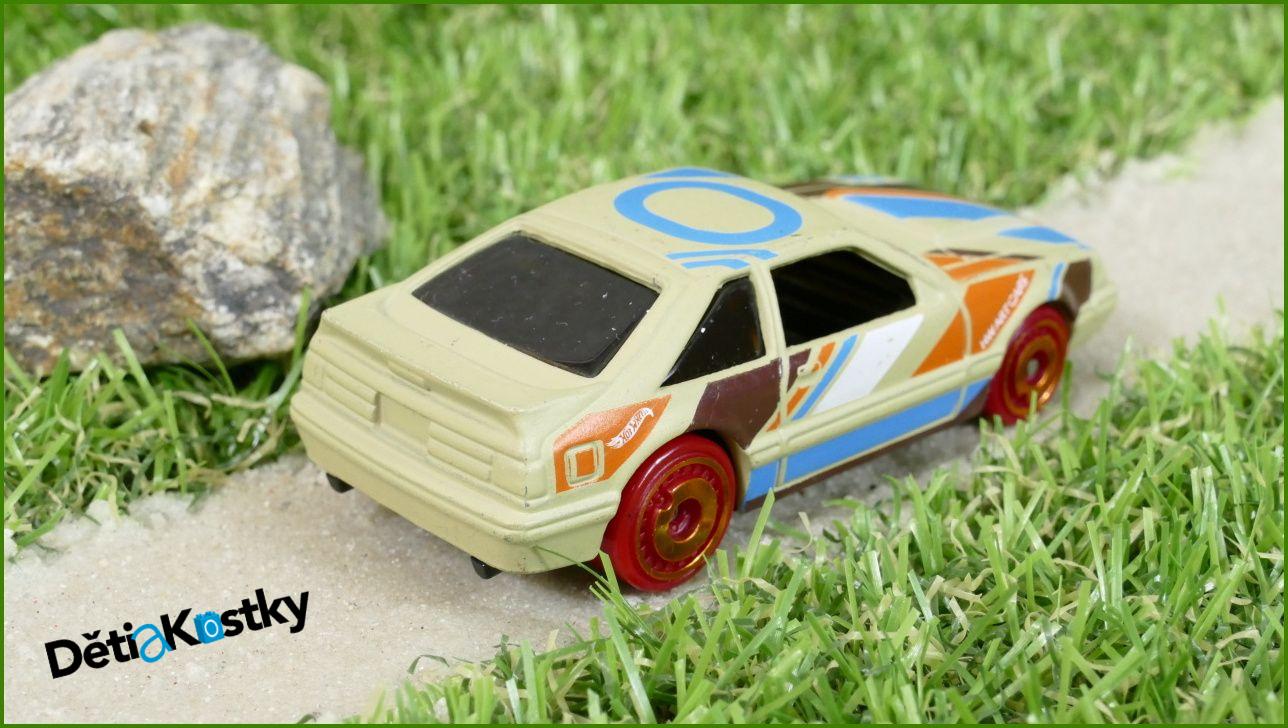 Autíčko Hot Wheels 92 Ford Mustang