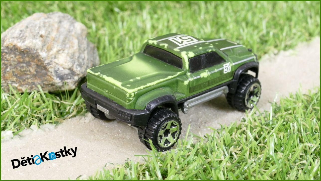 Hot Wheels Autíčko Mega-Duty - mění barvy