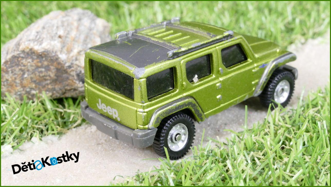 Angličák Autíčko Maisto Jeep Rescue DCX 2004