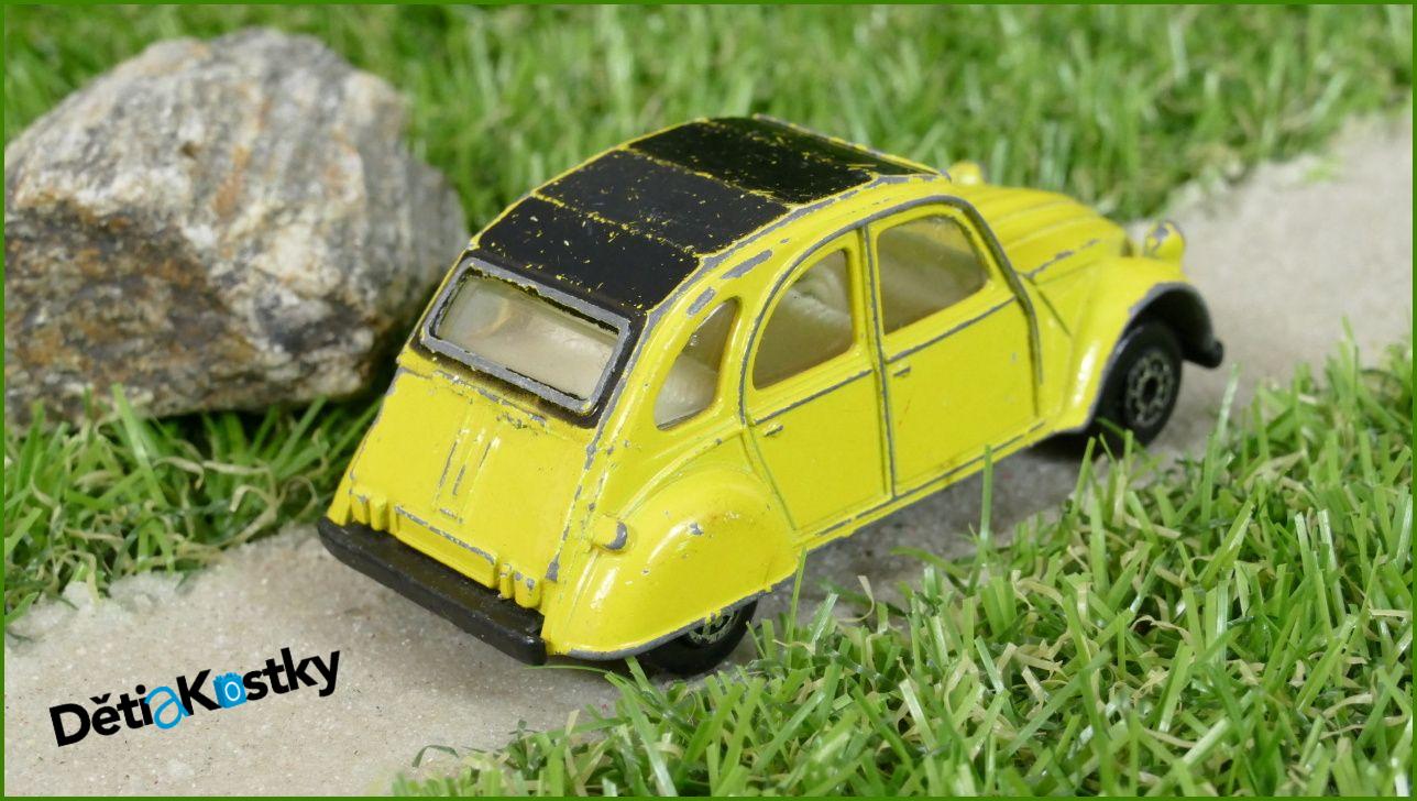 Angličák Autíčko Maisto Citroën 2CV
