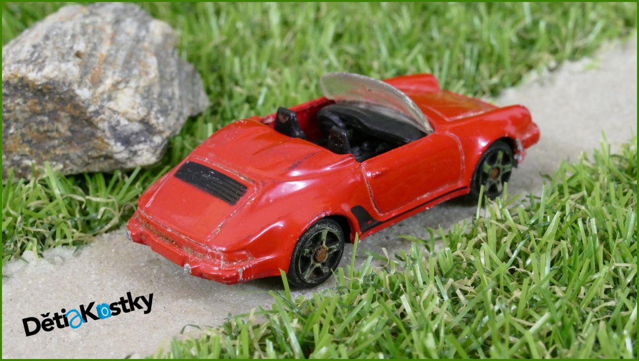 Angličák Autíčko Maisto Porsche Speedster