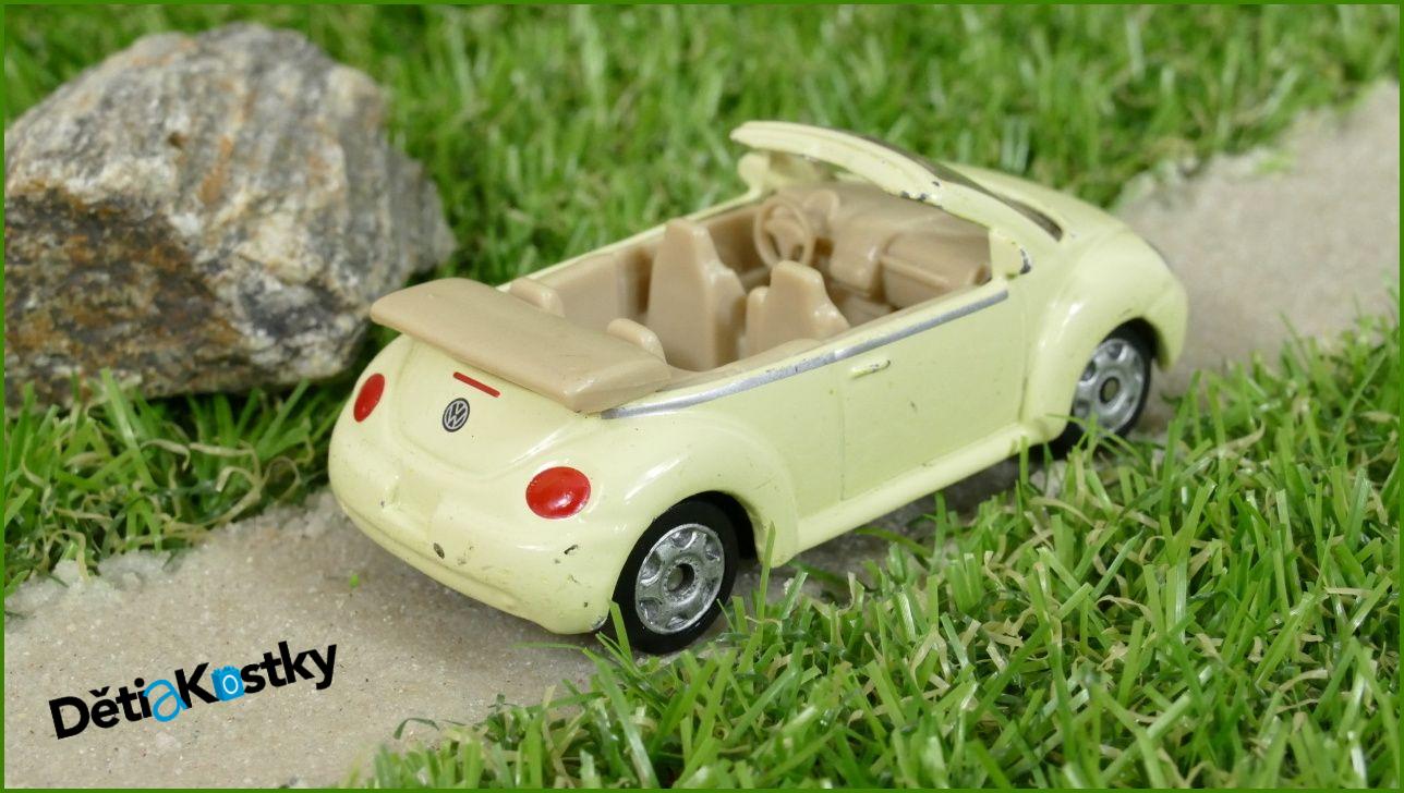 Kovový Model Autíčko Maisto Volkswagen New Beetle