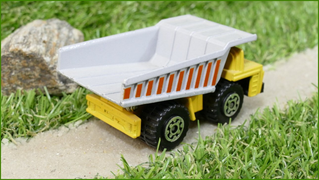 Autíčko Matchbox Dump Truck