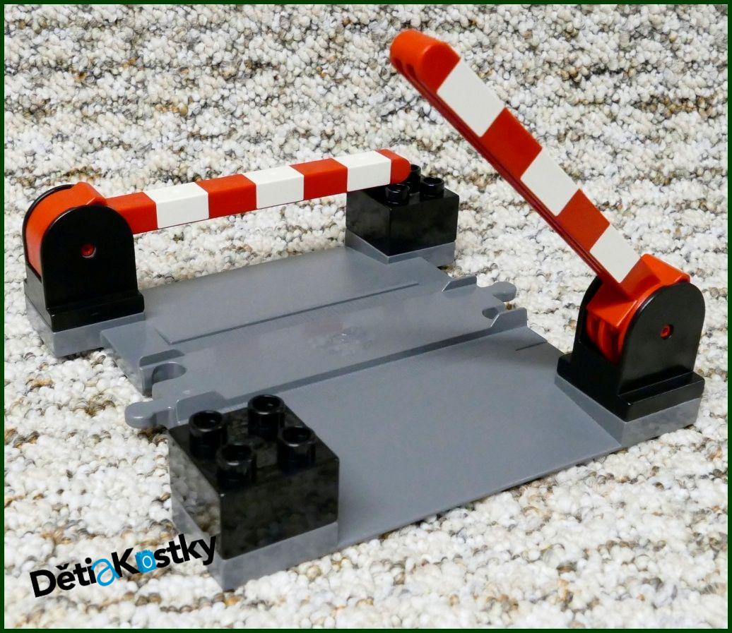 Lego® Duplo® Železniční Přejezd s Černými Závorami (nov. š.)