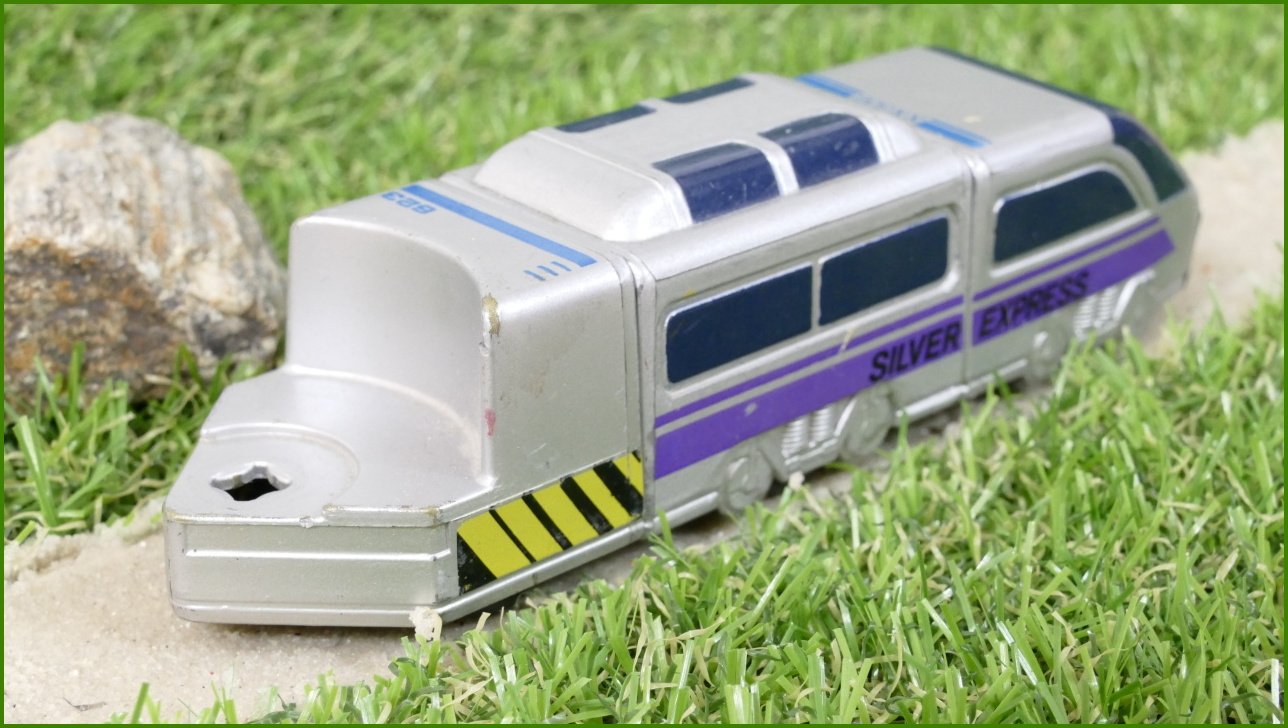 Autíčko Matchbox Connectables Silver Express - nekompletní