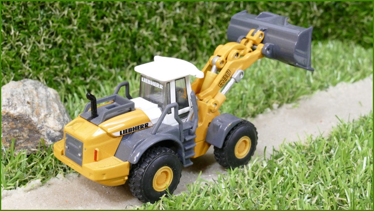 Model Siku Autíčko 1873 Liebherr 580 Nakladač