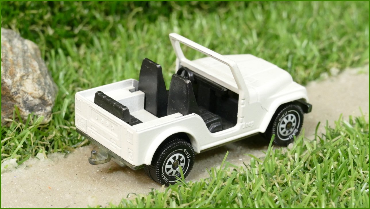 Model Siku Autíčko Jeep CJ-5
