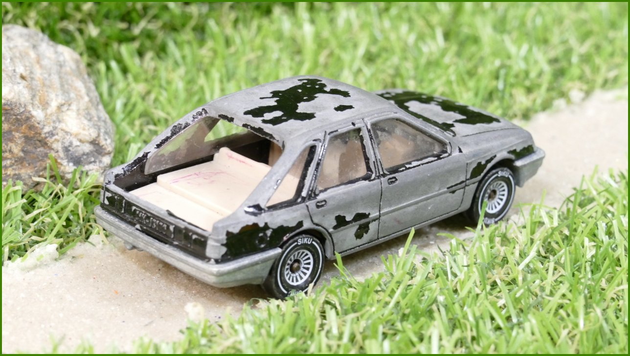 Model Siku Autíčko 1056 Ford Sierra 2,3 Ghia - bez zadních dveří