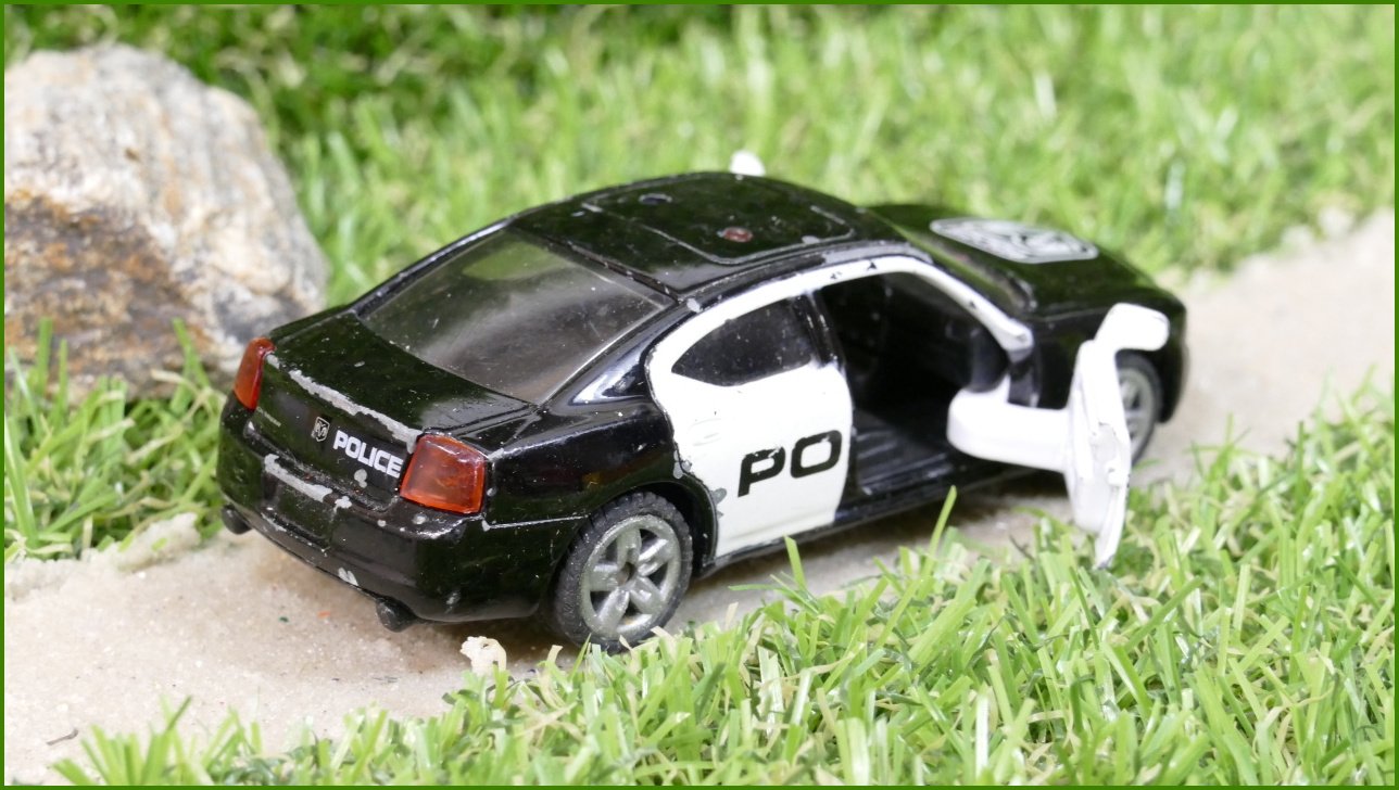 Angličák Siku Autíčko Dodge Charger - bez majáčku a předního nárazníku