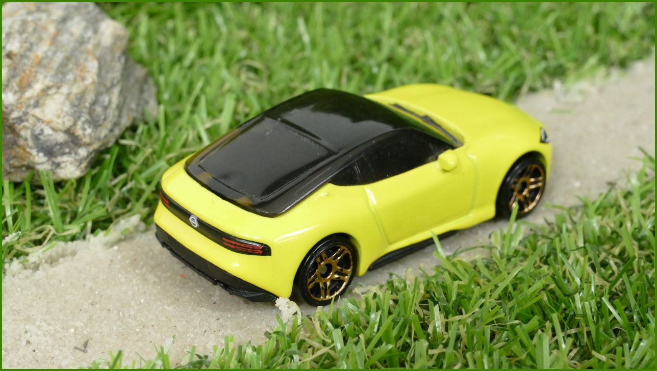 Model Autíčka Hot Wheels Nissan Z Proto