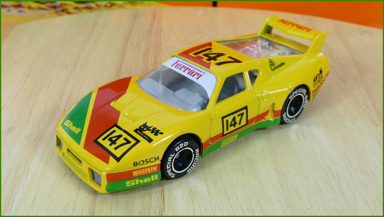 Angličák Autíčko Matchbox Specials SP3 - Ferrari 512 BB