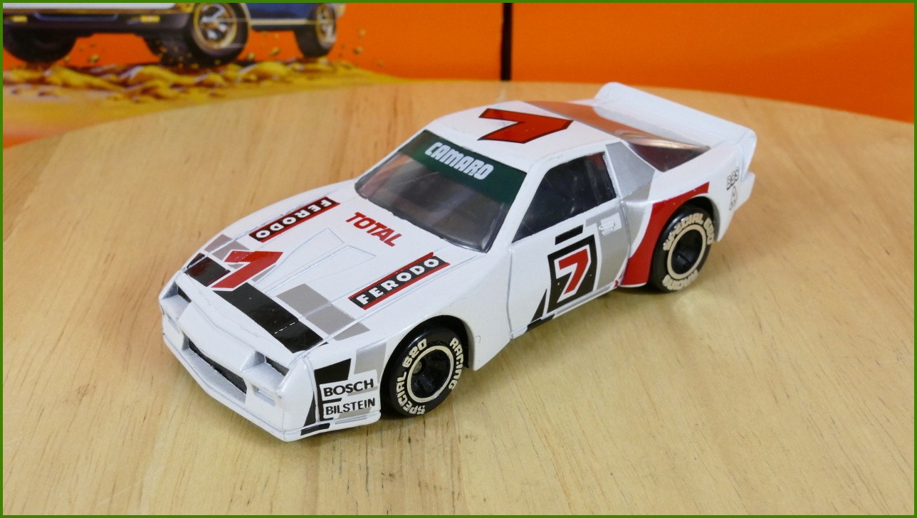 Angličák Autíčko Matchbox Specials SP11 - Chevrolet Camaro