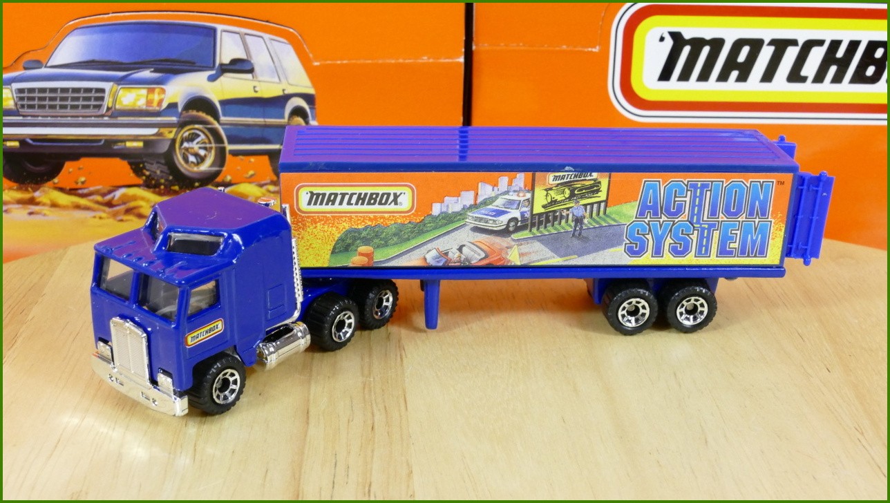 Model Matchbox Convoy Kenworth - Action System Trailer