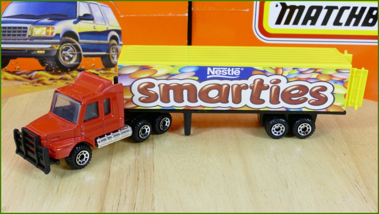 Model Matchbox Convoy Scania - Nestlé Smarties Trailer