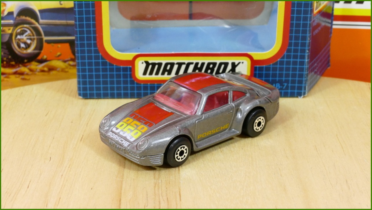 Matchbox Model MB-7 - Porsche 959