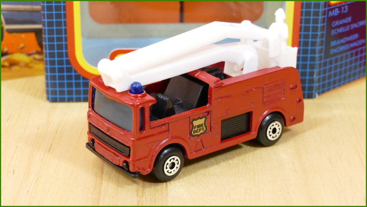 Matchbox Model MB-13 - Grande Echelle Snorkel