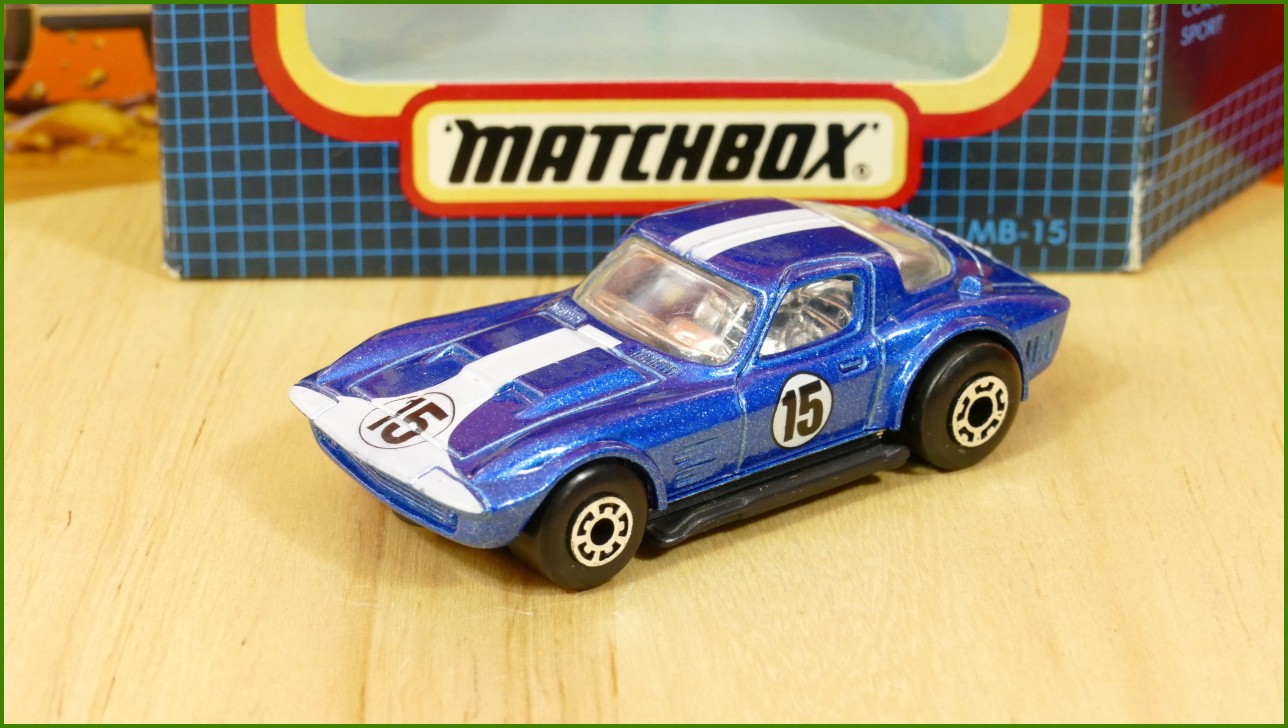 Matchbox Model MB-15 - Corvette Grand Sport