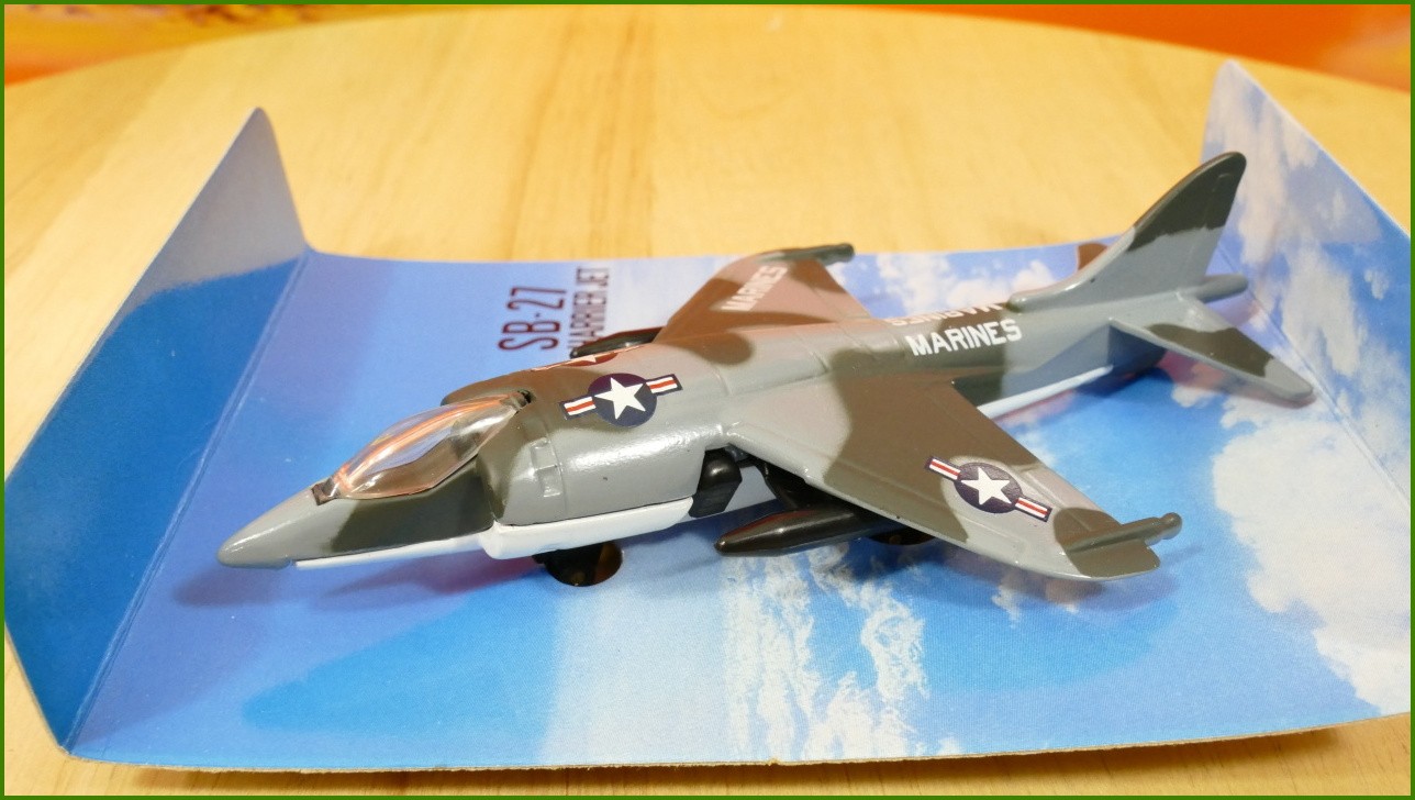 Matchbox Model Letadla - SB-27 - Harrier Jet