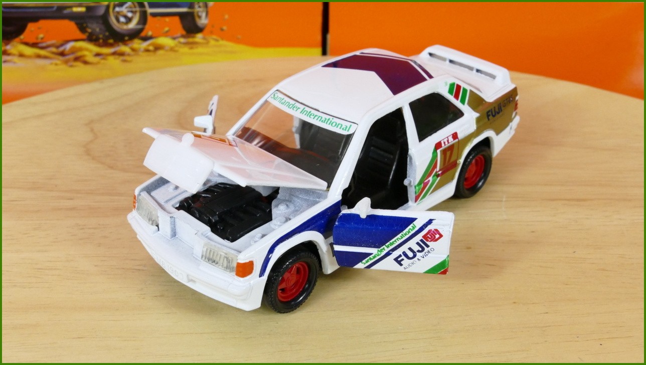 Model Autíčka Matchbox Superkings - K 115 - Mercedes Benz 190E 2.6-16V