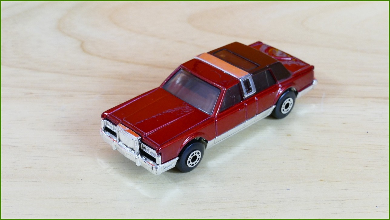 Angličák Matchbox MB-24 - Lincoln Town Car