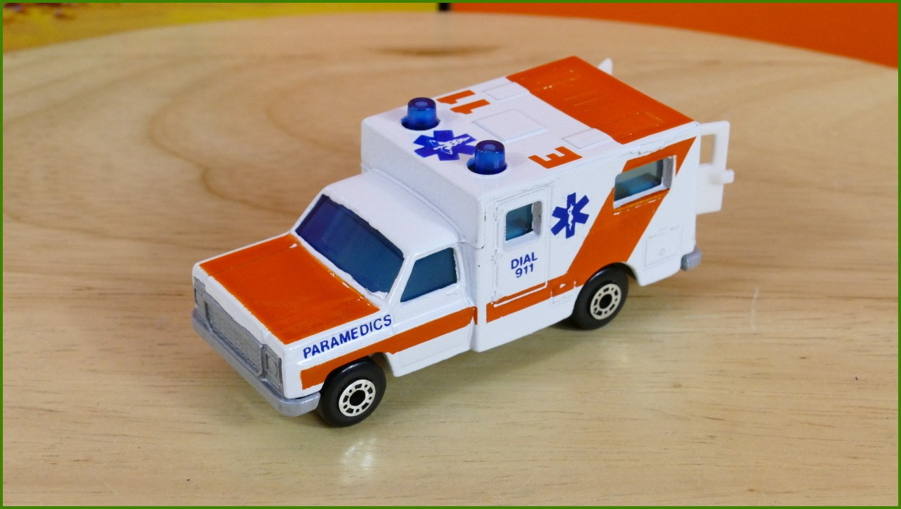 Angličák Matchbox MB-25 - Ambulance