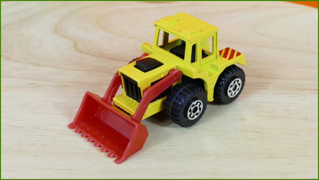 Angličák Matchbox MB-29 - Shovel Tractor