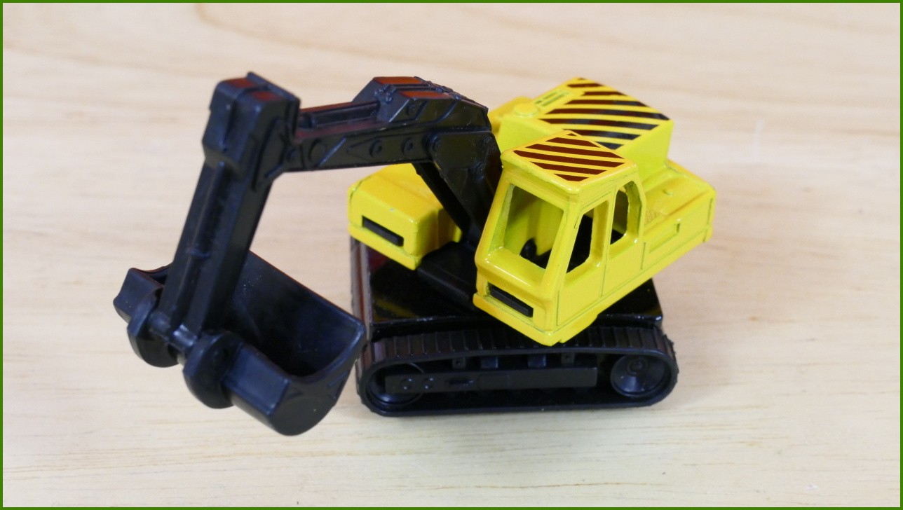 Autíčko Angličák Matchbox MB-32 - Excavator - Prasklinka Plastové Krabičky