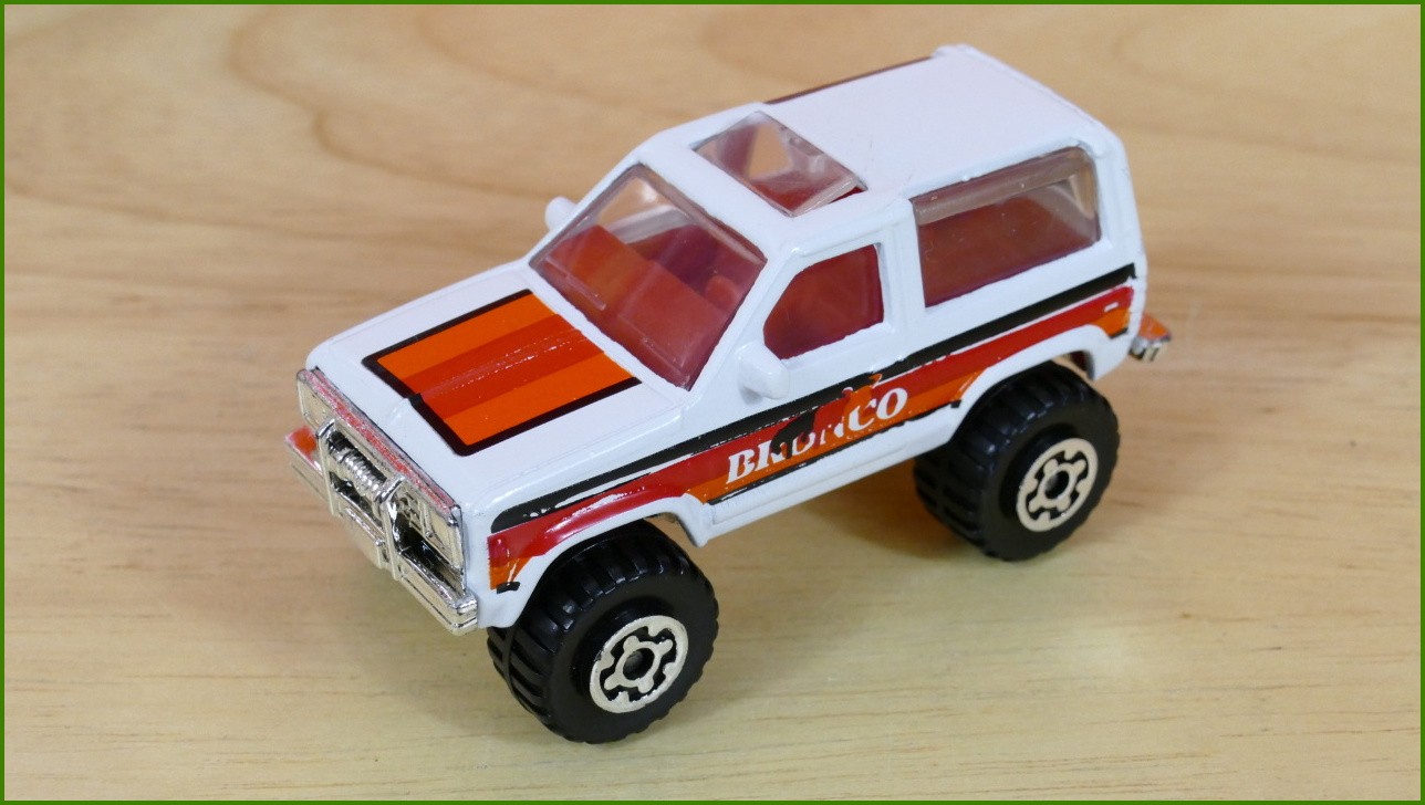 Autíčko Angličák Matchbox MB-35 - Ford Bronco II