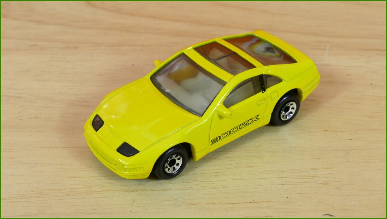 Autíčko Angličák Matchbox MB-37 - Nissan 300 ZX - Prasklinka Plastového Obalu