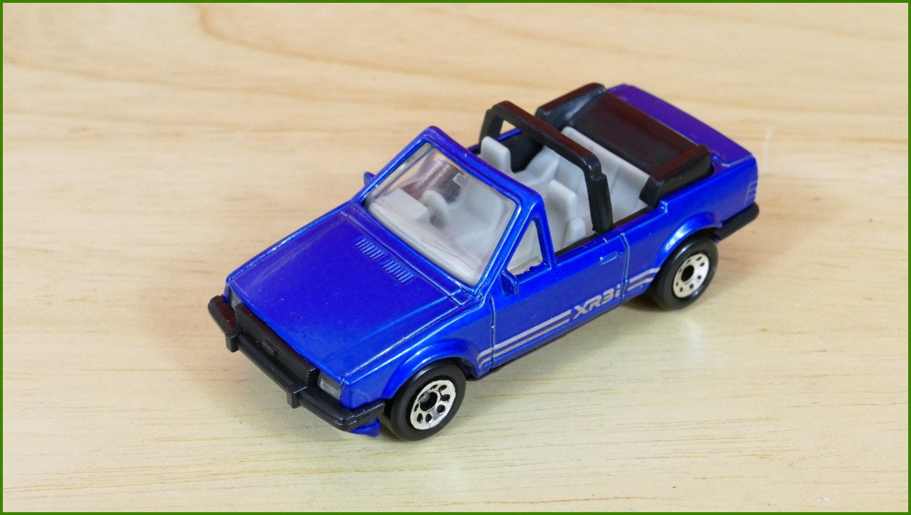 Autíčko Angličák Matchbox MB-37 - Ford Escort XR3i Cabriolet