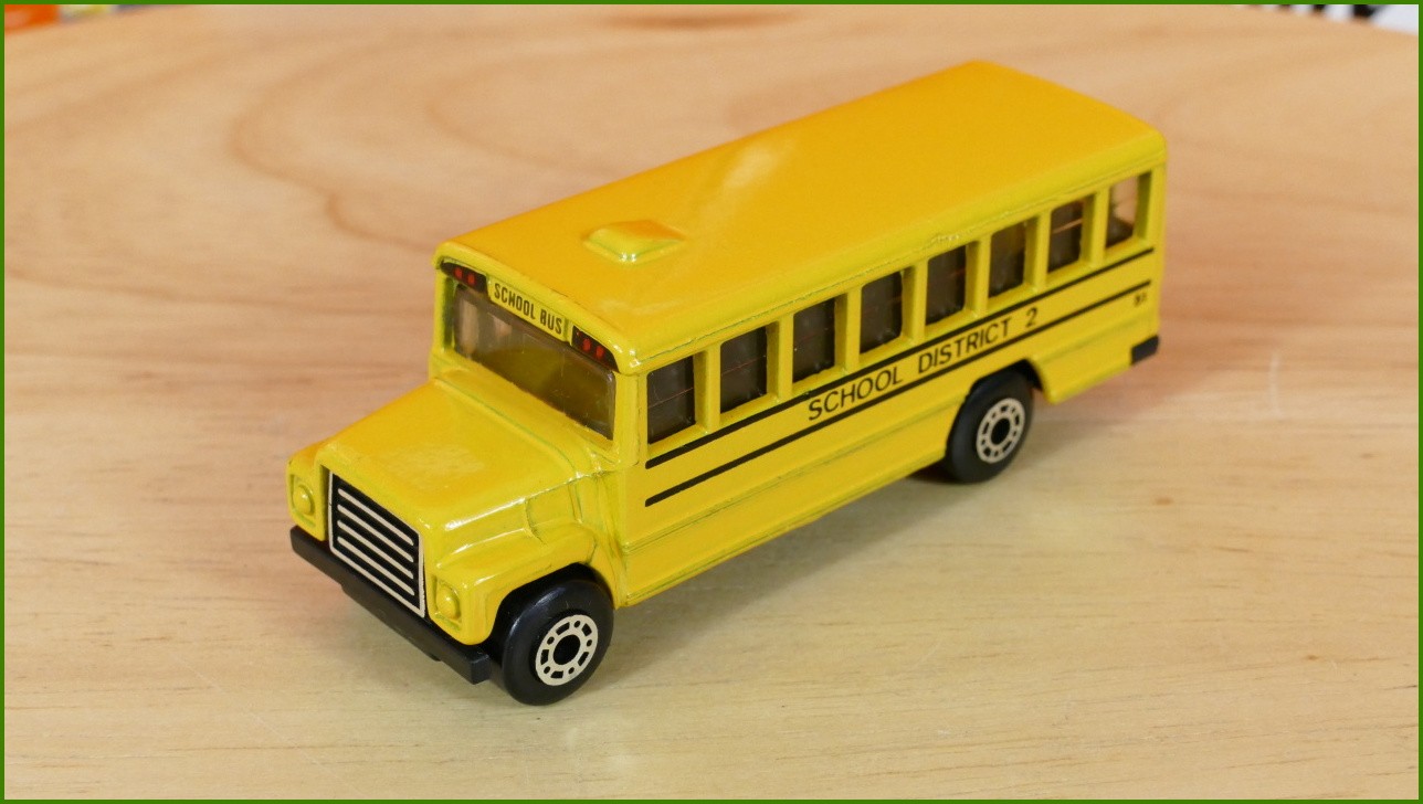 Autíčko Angličák Matchbox MB-47 - School Bus