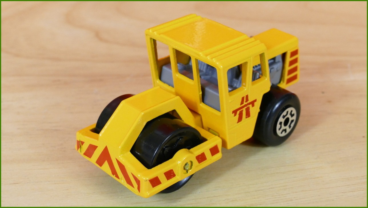 Anglilčák Matchbox Autíčko MB-68 - Road Roller