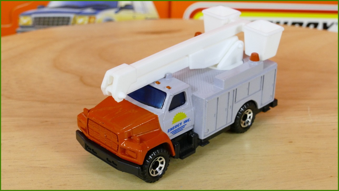 Anglilčák Matchbox Autíčko MB-74 - Utility Truck