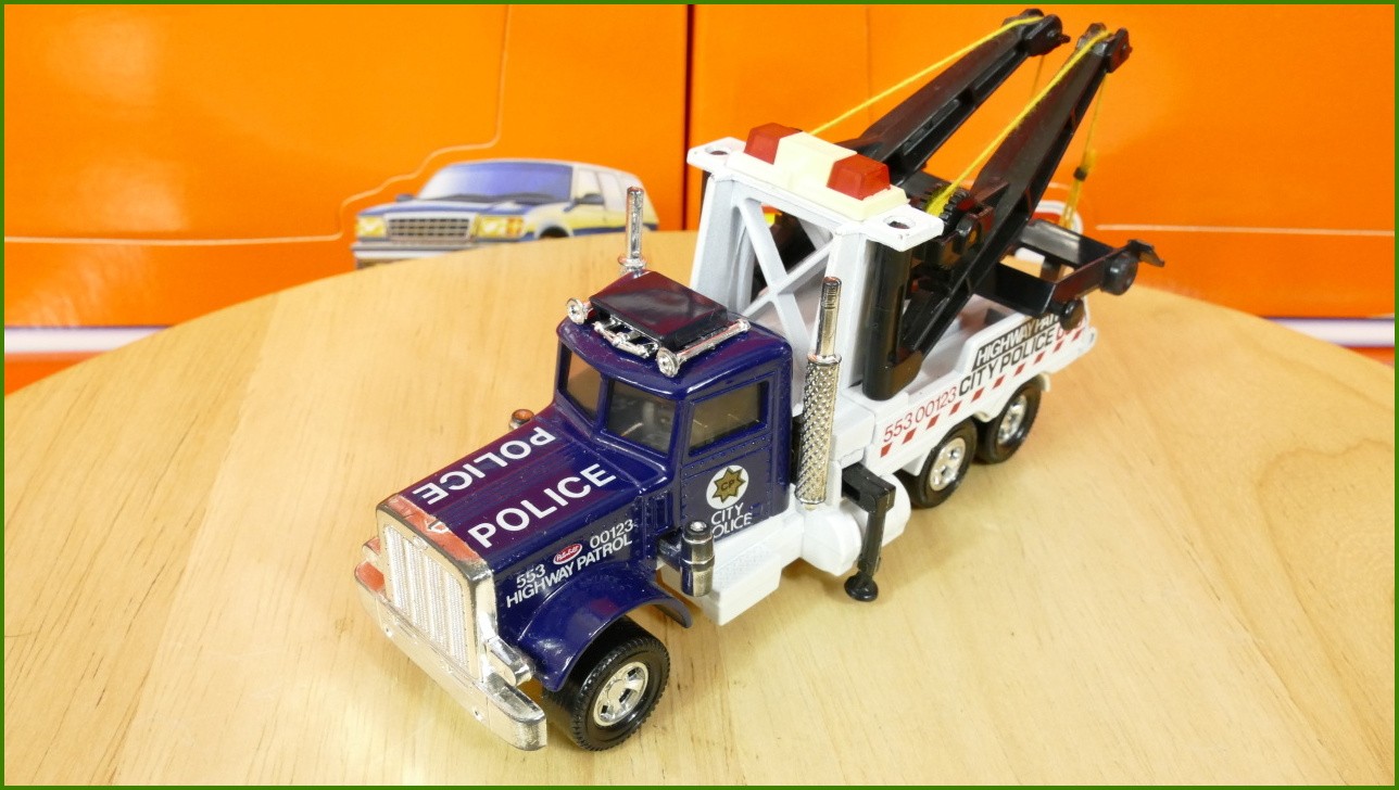 Anglilčák Matchbox Autíčko K-121 - Superkings - Peterbilt Wreck Truck