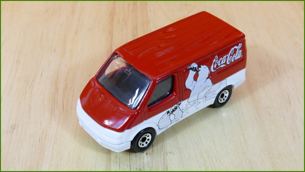 Matchbox Model Autíčka Coca-Cola No.6 - Ford Transit