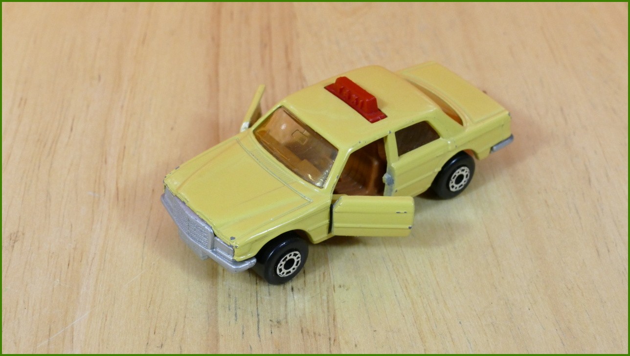 Matchbox Model Autíčka (Made in China) No.70 - Mercedes-Benz Taxi