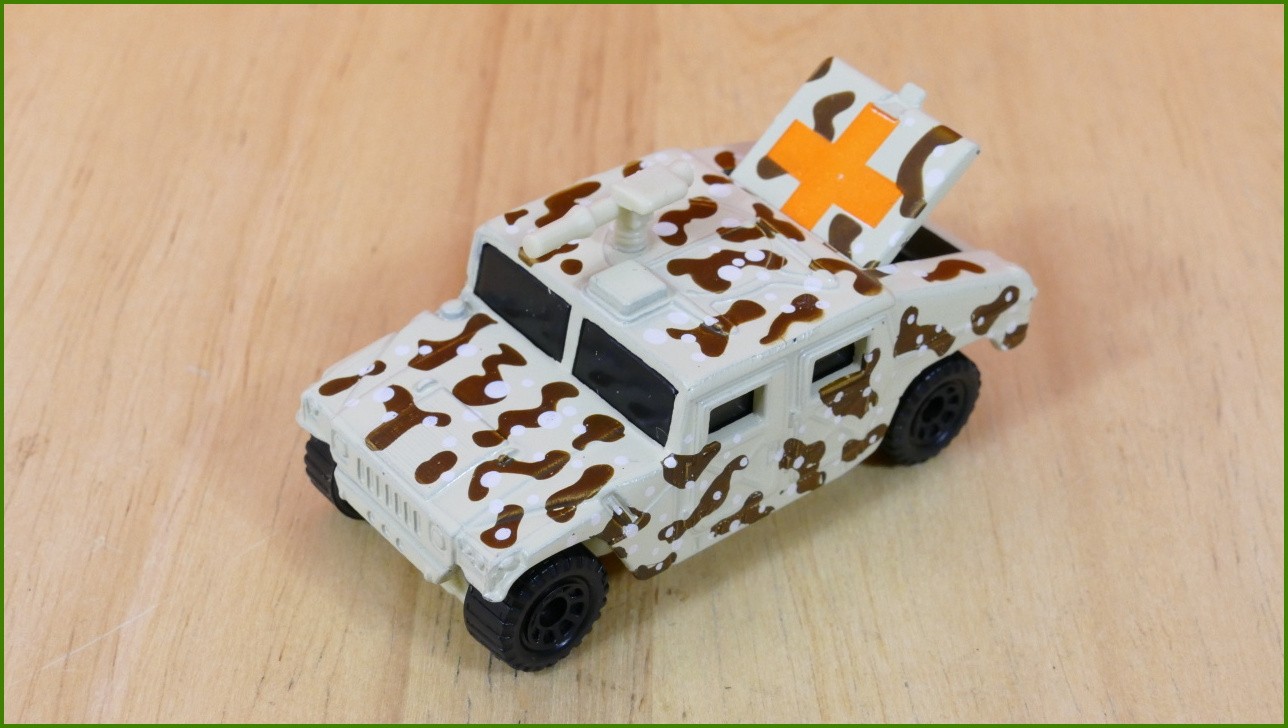 Matchbox Model Autíčka Motorcity No.3 - Hummer