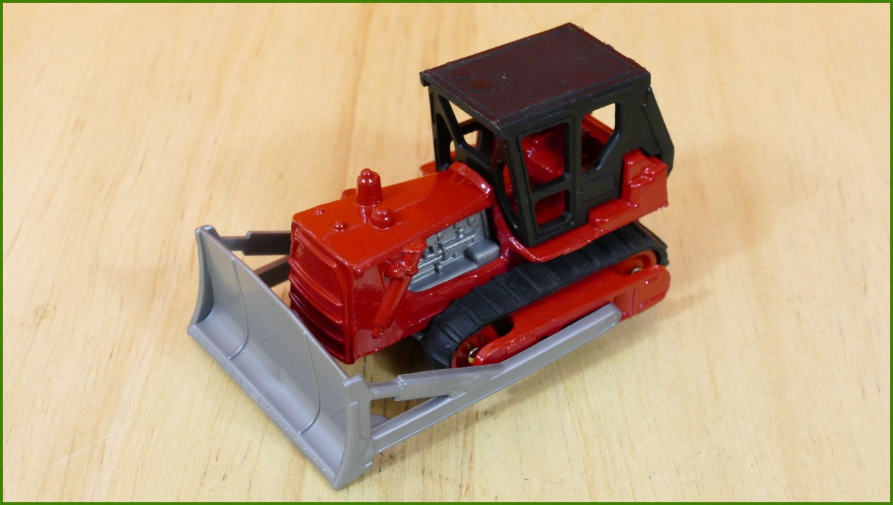 Matchbox Model Autíčka (Made in China) No.9 - Bulldozer