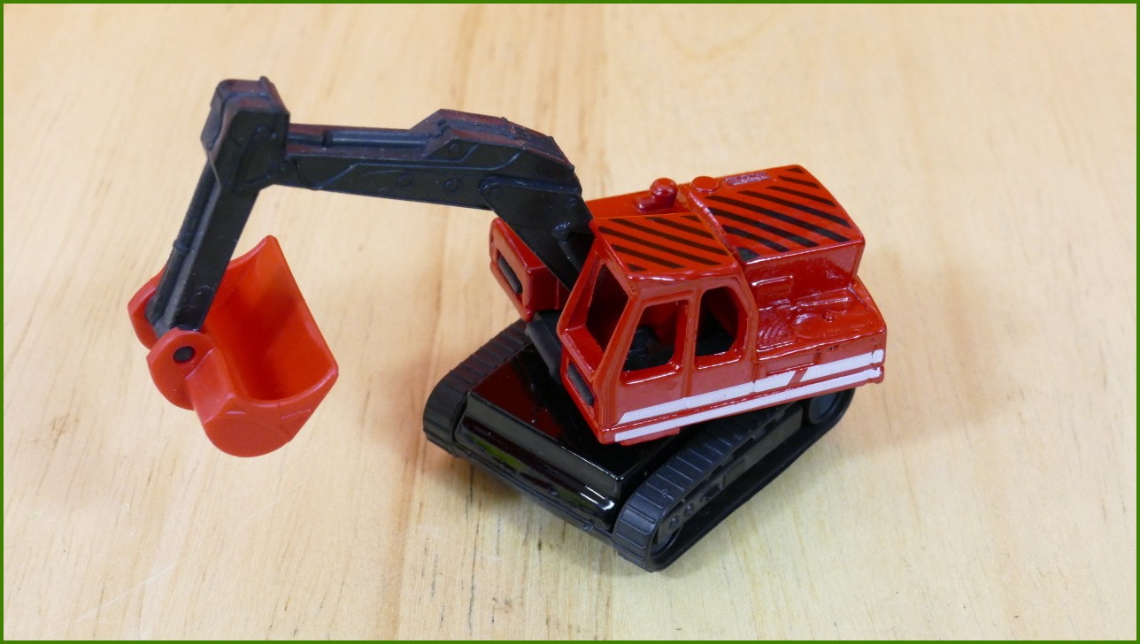 Matchbox Model Autíčka No.32 - Excavator