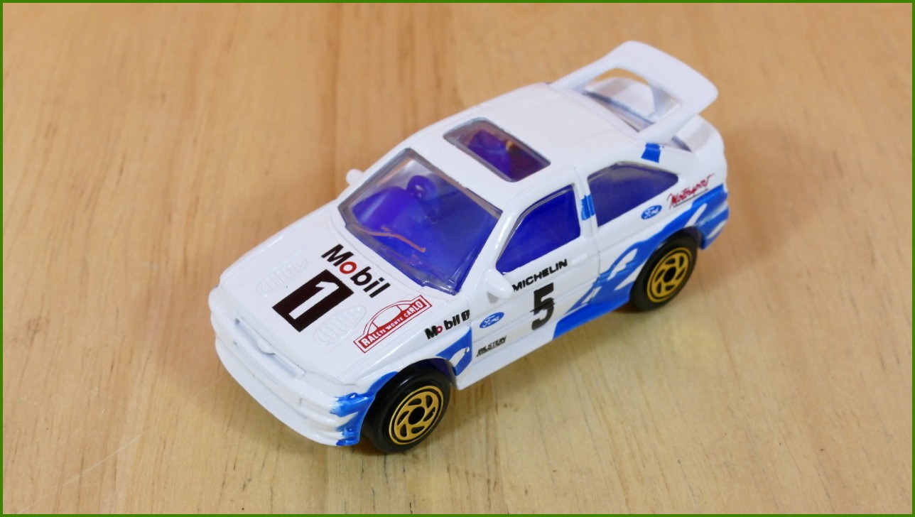 Matchbox Model Autíčka Super Fast No.52 - Escort Cosworth