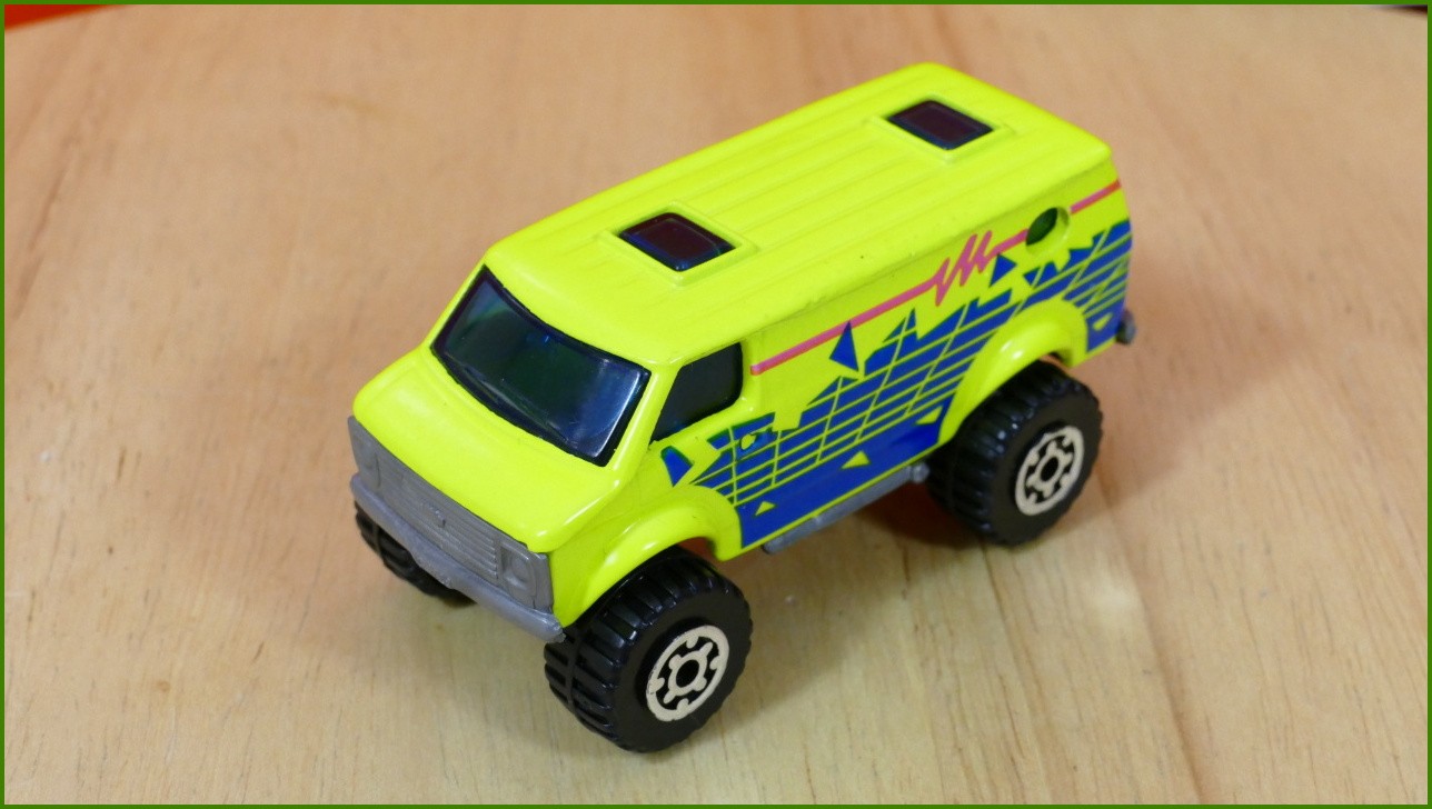 Matchbox Model Autíčka (Made in Thailand) MB-10 - Chevrolet
