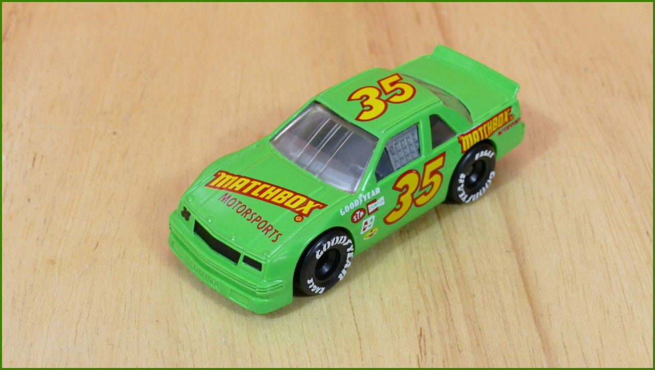 Matchbox Model Autíčka (Made in China) MB-54 - Chevrolet Lumina