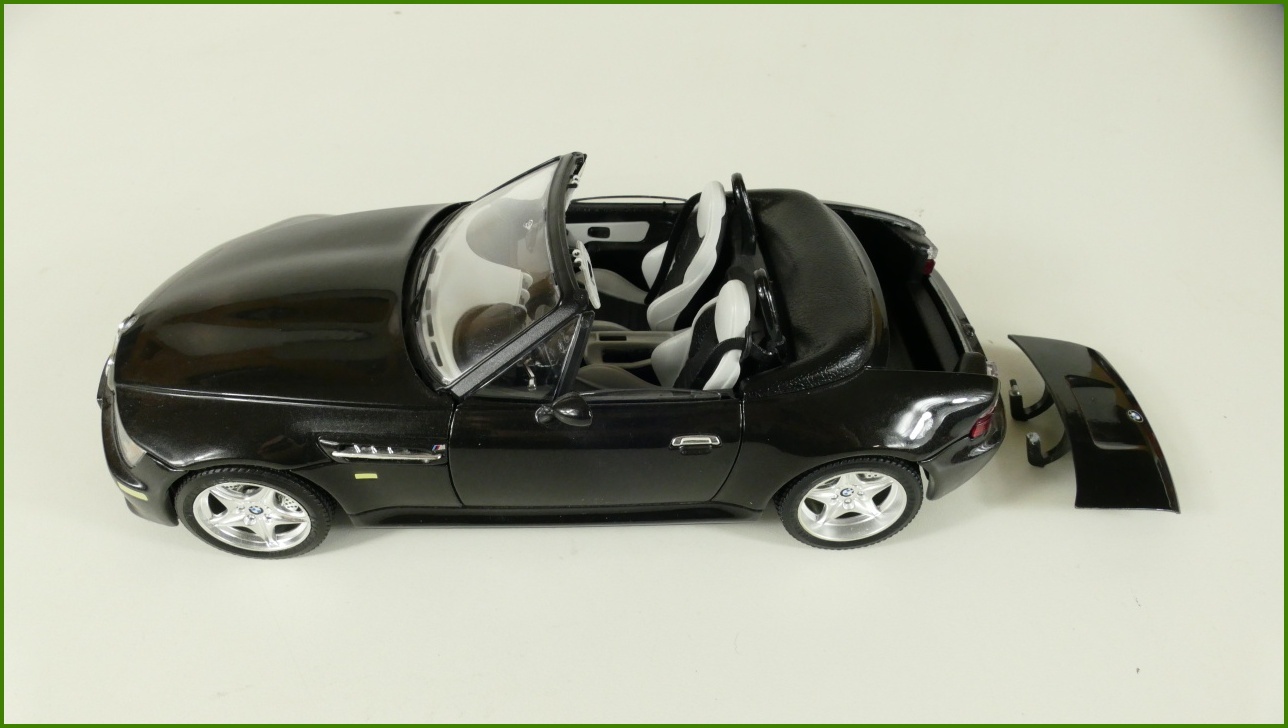 Kovový Model Bburago 1:18 - BMW M Roadster - Viz Popis s Krabicí