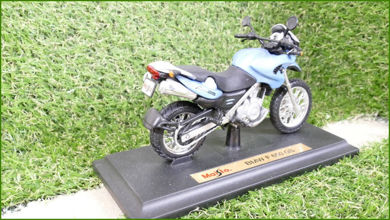 Model Replika Maisto Motorka 1:18 - BMW F 650 GS