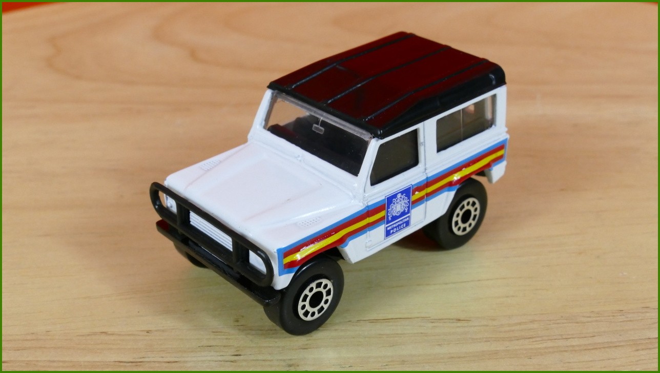 Matchbox Autíčko (Made in China) No.36 - Land Rover 90