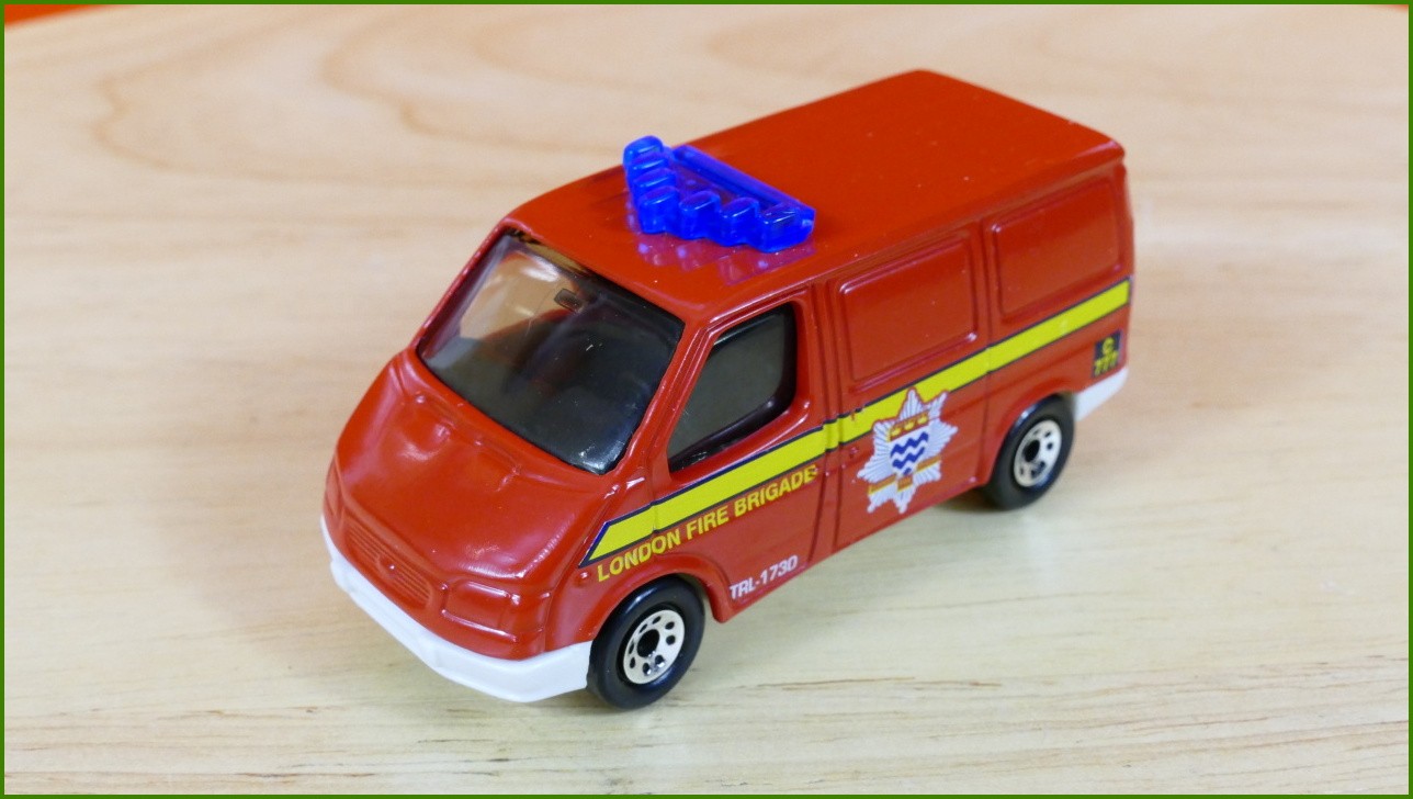 Matchbox Autíčko (Made in China) No.40 - Ford Transit