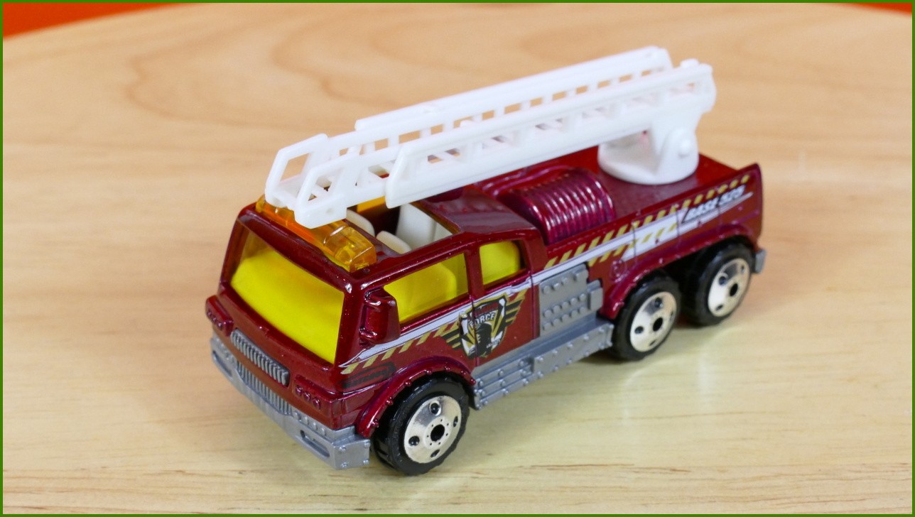 Matchbox Autíčko (Made in China) No.27 - Fire Saver